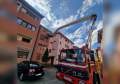 Un bărbat de 79 de ani căzut în apartament, salvat de pompierii din Beiuş