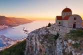 O insulă din Grecia, cea mai ieftină destinaţie din Europa vara aceasta. Cât costă un sejur