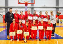 Baschetbalistele de la CS Crişul Oradea au cucerit medaliile de bronz la Campionatul Naţional U19 (FOTO)