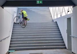 Pasaje cu handicap: Faimoasă pentru pasajele rutiere, Oradea stă prost cu cele pietonale (FOTO)