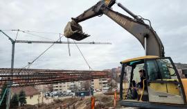 Contra-cronometru: Constructorii noii policlinici a Spitalului Judeţean din Oradea au de finalizat lucrări de 9 milioane lei până la sfârşitul anului (FOTO)