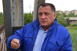 DNA îl trimite în judecată pe fostul șef al ABA Crișuri, Dorel Dume. Au trecut aproape 7 ani de când BIHOREANUL a dezvăluit cum PSD-istul căpușa instituția prin propriile firme