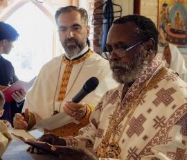 Fostul preot Ciprian Mega și-a sfințit altarul bisericii nelegale din Girișu de Criș cu un mitropolit din Uganda. Episcopia Oradiei: „O gravitate canonică majoră” (FOTO