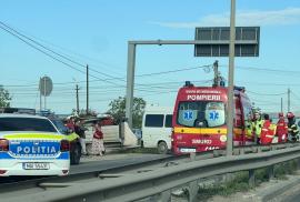 Accident pe centura Oradea, între un autoturism și o autoutilitară. O persoană a fost transportată la spital (VIDEO)