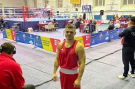 Orădeanul Adrian Maxim a cucerit bronzul la Naţionalele de box pentru seniori de la Brăila