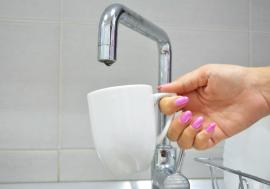 Locuitorii de pe două străzi din Oradea rămân joi fără apă