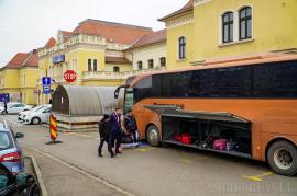 De la 1 aprilie, CFR asigură transport cu autobuze între Oradea și Cluj, unde circulația trenurilor este întreruptă de lucrările pentru modernizare