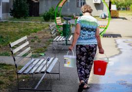 Criza apei din Popești: Consiliul Județean Bihor mută comunei bani alocați inițial unei alte primării, pentru un foraj care să asigure apă localnicilor