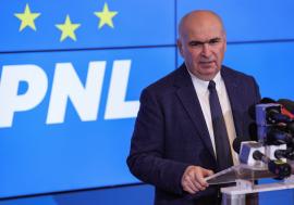 Bolojan și-a depus candidatura pentru şefia PNL împreună cu moțiunea „Modernizare cu Rădăcini”. Cine sunt liberalii propuși în noua conducere a partidului
