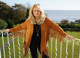 A murit Bonnie Tyler, artista celebră pentru piese ca „Total Eclipse of the Heart” și „It’s a Heartache”. Avea 75 de ani (VIDEO)