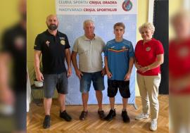 Performanță pentru boxul orădean: Mădălin Călugăr, două victorii la Europenele U19 din Serbia