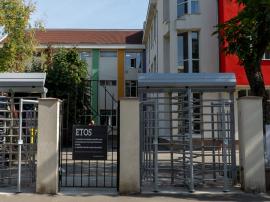 Colegiul „Ghibu” din Oradea, inclus într-un program pilot pentru siguranța elevilor. Școala va primi 5.000 de euro
