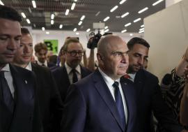 Ilie Bolojan, discurs dur la congresul PNL: Suntem sub asalt, s-au bazat pe trădare, că veţi accepta să fiţi brelocul PSD. Ciucu: „Sistemul pune presiune pe PNL” (FOTO/VIDEO)