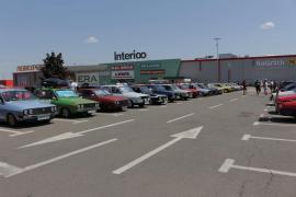Expoziție cu mașini Dacia modificate și recondiționate la ERA Park Oradea