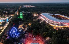 La o oră de Oradea: Armin van Buuren și Scooter, capete de afiș la unul dintre cele mai mari festivaluri din Ungaria, în Debrețin