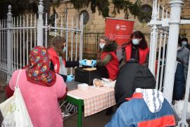 Voluntarii de la Caritas Catolica vor împărți mâncare nevoiașilor în fiecare vineri