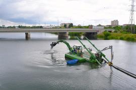 Utilajul de dragare de pe Crișul Repede, trimis la Cernavodă. O stradă din Oradea va fi închisă timp de zece ore