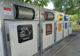 Alte 35 de insule ecologice vor fi activate în Oradea. Locatarii din zona Cantemir, chemați să învețe cum se folosesc