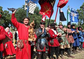 Festivalul Medieval Oradea: Michael Sadde, un veteran al armatei franceze, este noul campion mondial la turnir (FOTO)