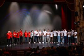CSM CSU Oradea și-a prezentat noua echipă la Teatrul Regina Maria. Un nou început pentru baschetul orădean (FOTO/VIDEO)