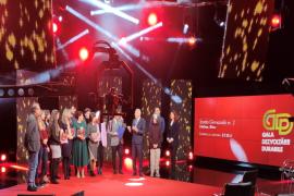 Şcoala din Ţeţchea, premiată la Gala Dezvoltării Durabile, pentru un proiect civic iniţiat de elevi (VIDEO)