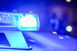 Accident în Bihor: Un șofer de 19 ani, băut și cu permisul suspendat, a provocat un accident și a ajuns cu mașina pe plafon