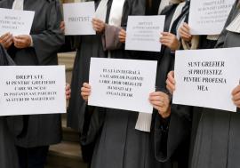 Grefierii blochează instanțe şi parchete din țară, dar nu și Curtea de Apel Oradea. Precizările instanței
