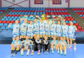 Echipa de handbal feminin a CSU Oradea, victorie convingătoare la Cisnădie în debutul noului sezon