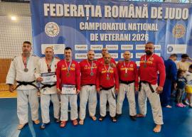 Tora Oradea, opt medalii la Naționalele de Judo Veterani. Patru sportivi au devenit campioni naționali