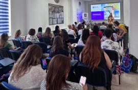 Autor Cambridge, la Universitatea din Oradea, în cadrul unui workshop pentru 81 de profesori de engleză