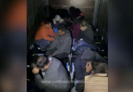 Ascunși în tren. 13 migranți voiau să iasă ilegal din țară, prin Episcopia Bihor