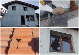 Casă „bombardată” cu bolovani lângă Băile Felix. Proprietarul a găsit patru tineri înăuntru și s-a lăsat cu bătaie (VIDEO)