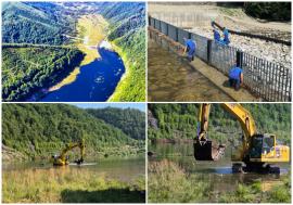 Moloz, azbest și polistiren, aruncate în Lacul Leșu. Deșeurile au fost ridicate înainte să fie acoperite de apă (FOTO)