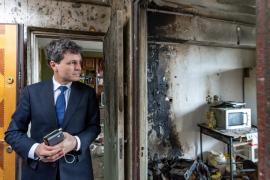 Nicușor Dan, la blocul lovit de drona rusească în Galați: imagini cu distrugerile, huiduieli și noi detalii despre atac (FOTO/VIDEO)