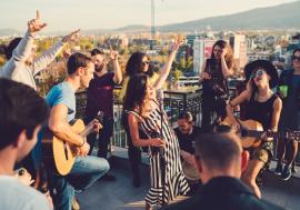 Party la înălțime: În Oradea se va organiza un rooftop party, exclusiv cu artiști locali