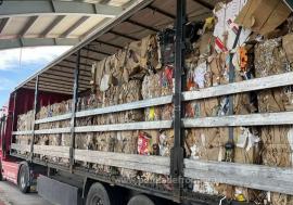 Captură masivă de deşeuri în Borş: Peste 51 de tone de gunoaie aduse din Ungaria, Italia şi Germania (FOTO / VIDEO)