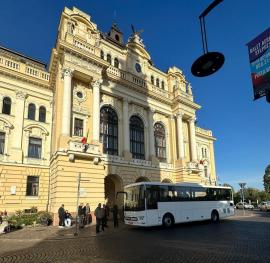 Autocarul interurban Mercedes-Benz Intouro a fost prezentat autorităţilor locale din Oradea (FOTO)