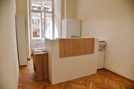 Termen: 1 octombrie. Operatorii de utilităţi îşi redeschid birourile de la parterul Primăriei Oradea
