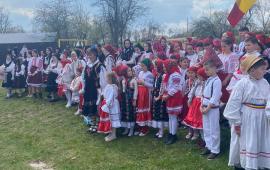 Fiii satului români și maghiari. Festival interetnic la Remetea