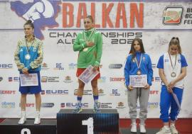 Bihoreanca Roxana Hamza a cucerit medalia de bronz la Campionatul Balcanic de box din Bulgaria