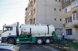 „Pur și simplu nu mai plouă”: În Popești nu poate începe școala, ABA Crișuri cere primăriilor să-și „regândească sistemele de alimentare cu apă”