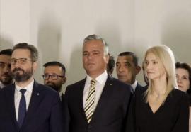 Echipa Veștea merge din nou în instanță împotriva PNL și a lui Ilie Bolojan. Cei 16 puciști reclamă convocarea Congresului „pe repede înainte” și cer daune de 4 milioane de lei