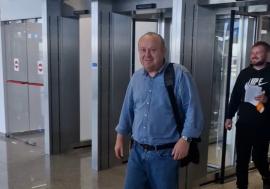 Viorel Pașca a revenit la Oradea, sub control judiciar. Nu are voie să vorbească cu fiii săi, dar ia în calcul să reia activitatea „într-un cadru mai legal” (VIDEO)