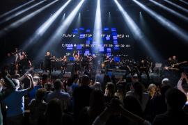 Vivaldi Rocks ajunge la Oradea: marți, 27 octombrie, ora 19:30, la Casa de Cultură a Sindicatelor