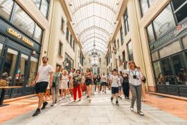 Ziua Mondială Art Nouveau la Oradea: tururi tematice, ateliere, concerte, video mapping și instalații multimedia