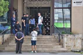 „Prima zi fără Fisc”: angajații Finanțelor din Bihor nu lucrează joi, la fel ca în toată țara, declarând „Revoltă pentru demnitate” (FOTO)