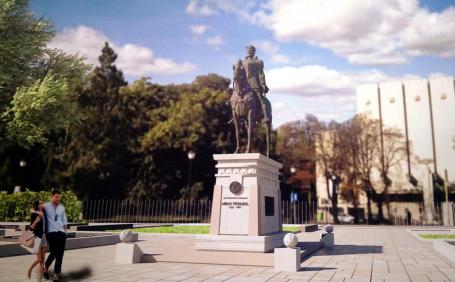 Statuia voievodului Mihai Viteazul va fi dezvelită joi în piațeta din Centrul Civic al Oradiei